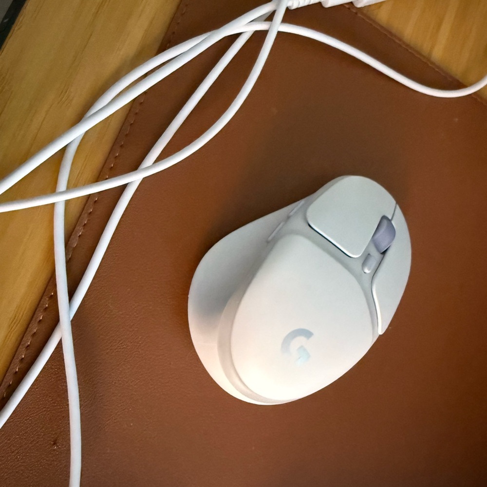 Logitech G705 Aurora Collection Wireless Optical Mouse